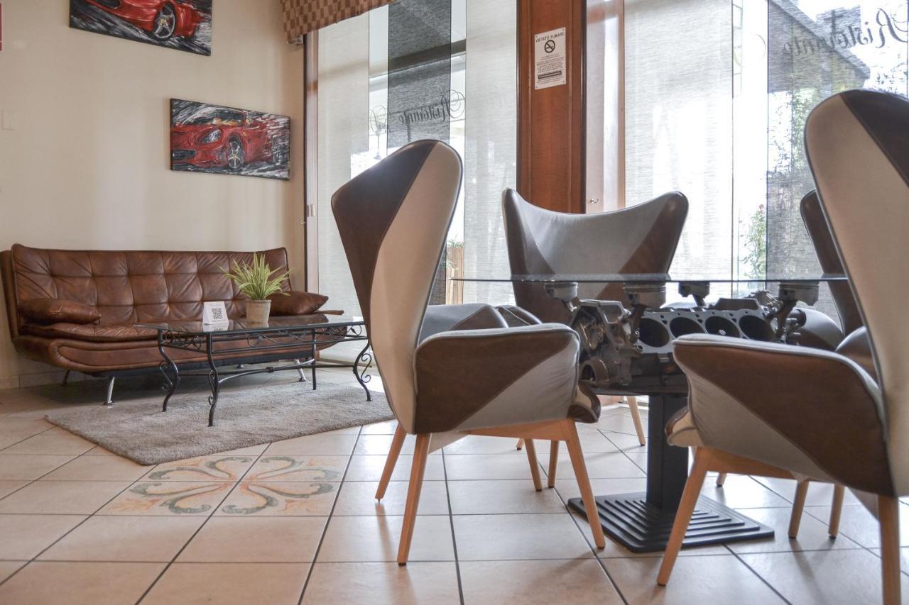 Hotel Domus Maranello Eksteriør billede